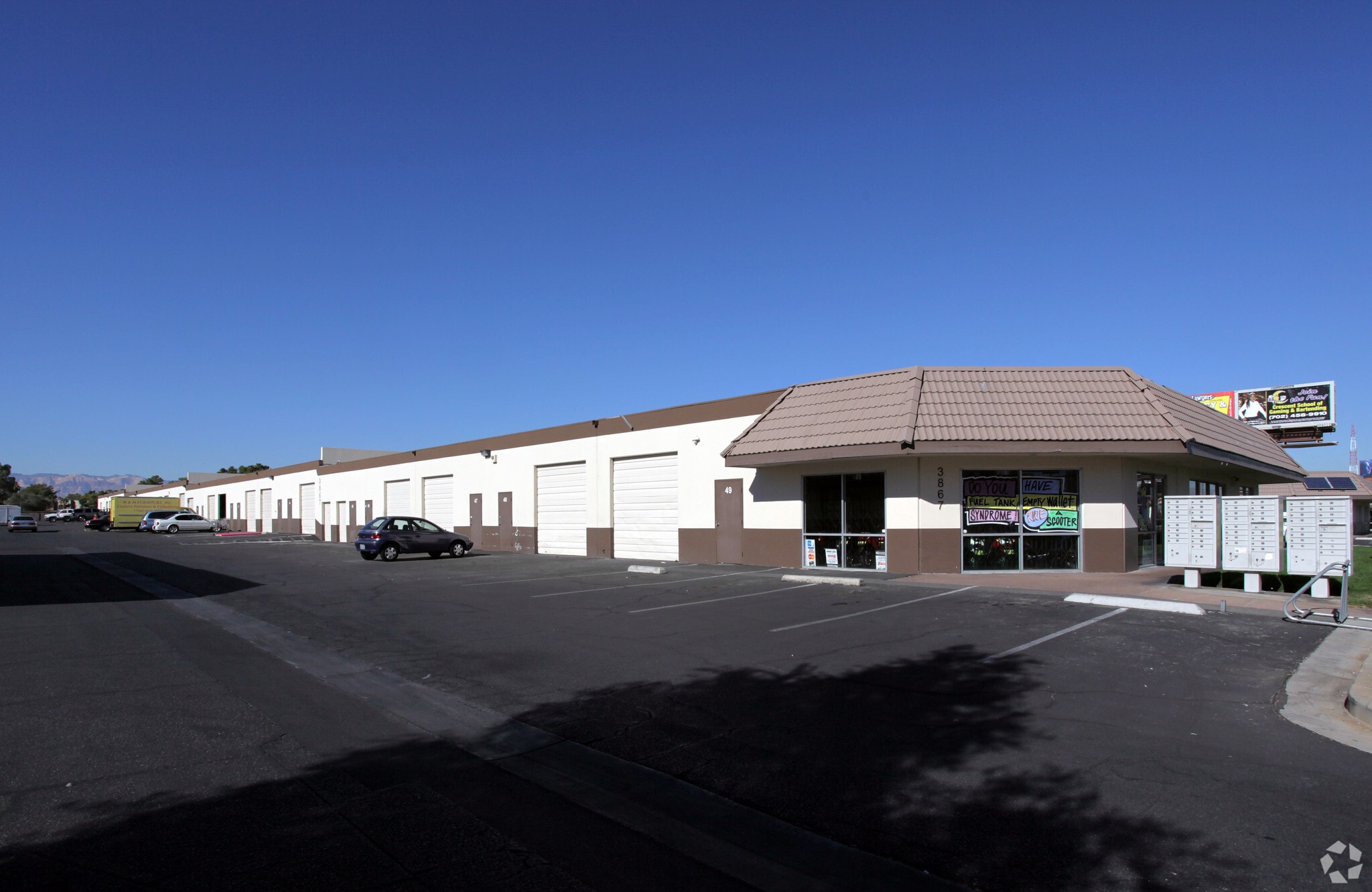 3867 S Valley View Blvd, Las Vegas, NV for lease Primary Photo- Image 1 of 20