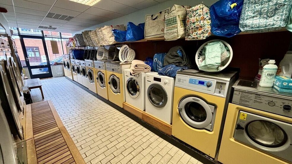 108 Regent St, Shanklin à vendre - Photo du bâtiment - Image 2 de 8