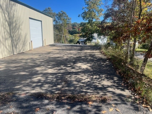 922 Broad st, Mount Hope, WV à vendre - Photo du bâtiment - Image 3 de 10