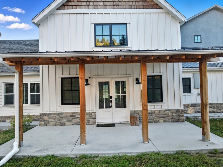 1636 Lakemoor Dr, Florissant, CO à vendre - Photo du bâtiment - Image 3 de 56