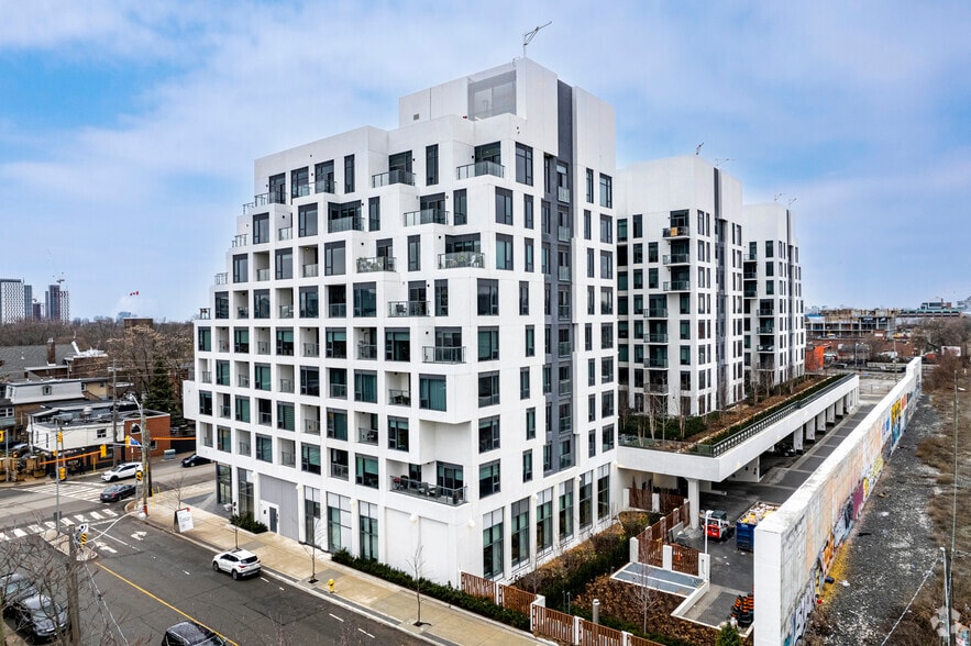 280 Howland Ave, Toronto, ON à louer - Photo du bâtiment - Image 3 de 4