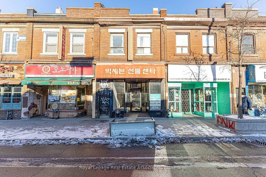 654 Bloor St W, Toronto, ON for sale Building Photo- Image 1 of 31