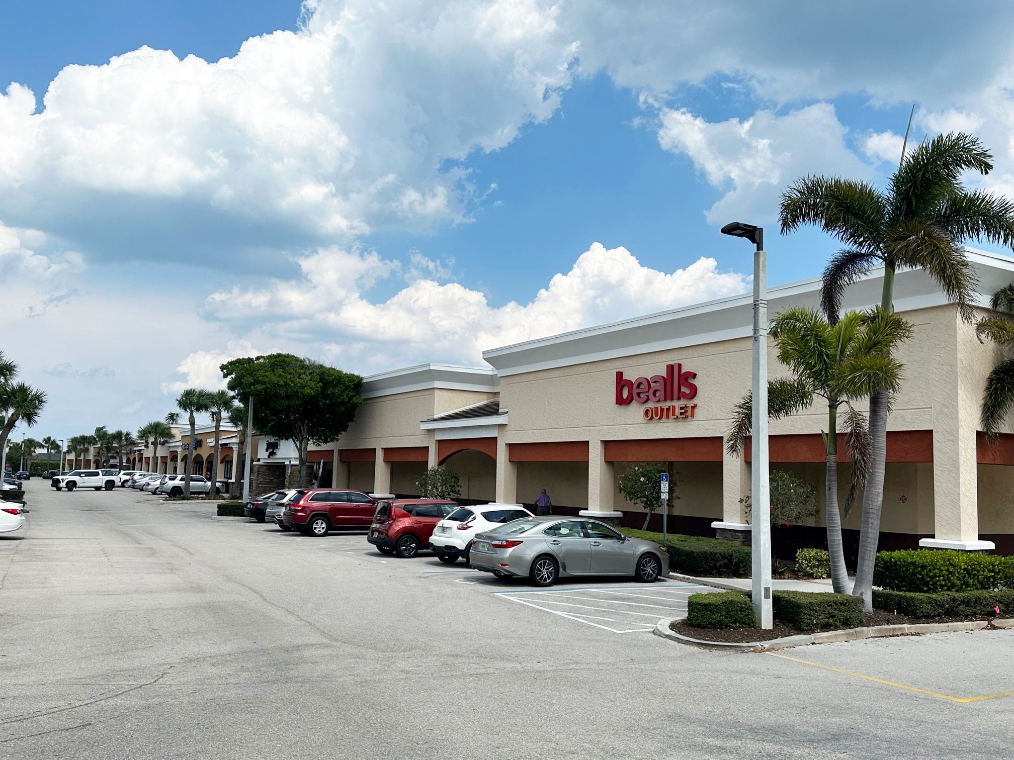 105 N US Hwy 1, Tequesta, FL for lease Primary Photo- Image 1 of 8
