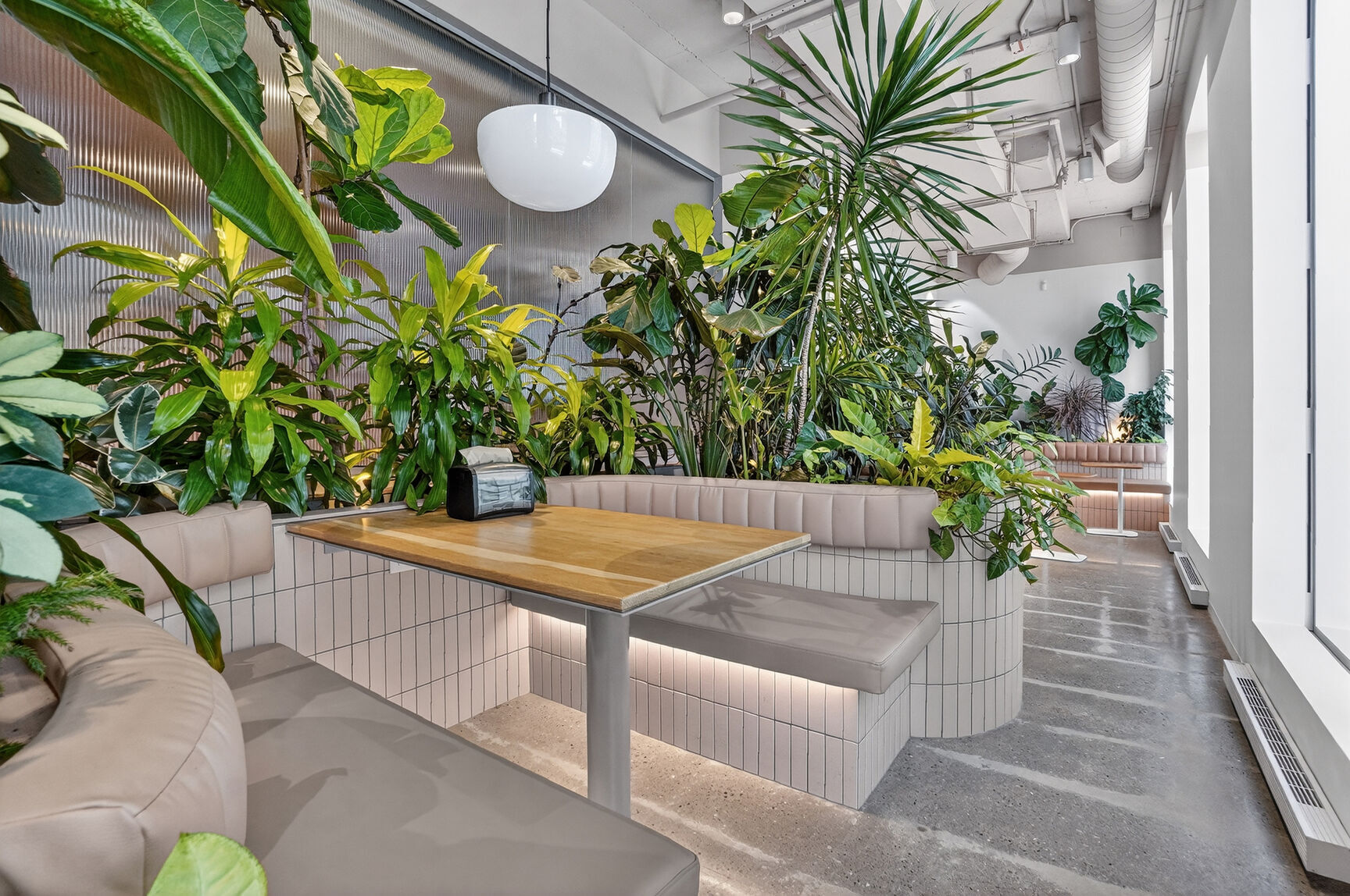 385 Viger Avenue W Humaniti, Montréal, QC à louer Photo intérieure- Image 1 de 8