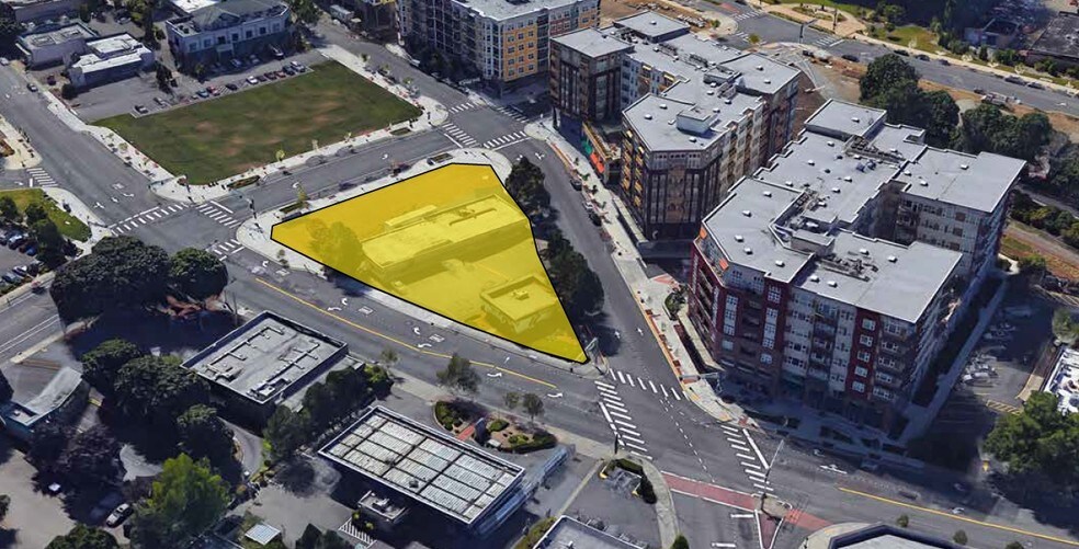 16001-16500 NE Redmond Way, Redmond, WA à louer - Photo principale - Image 2 de 2