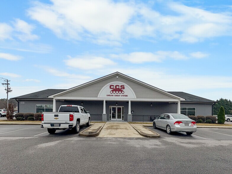 10920 Cleveland Rd, Garner, NC for lease - Building Photo - Image 2 of 9