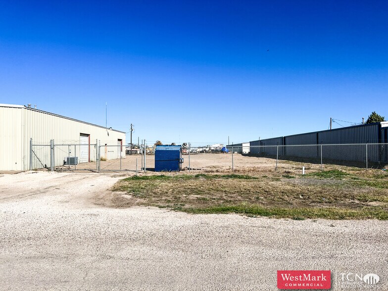 2304 120th St, Lubbock, TX à louer - Photo du bâtiment - Image 2 de 9