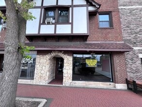 16 W Busse Ave, Mount Prospect, IL for lease Building Photo- Image 2 of 13