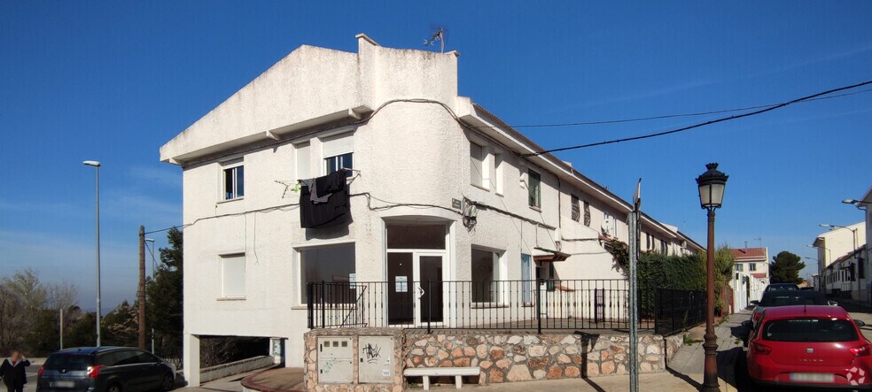 Multifamily in Campo Real, Madrid for sale - Primary Photo - Image 1 of 1