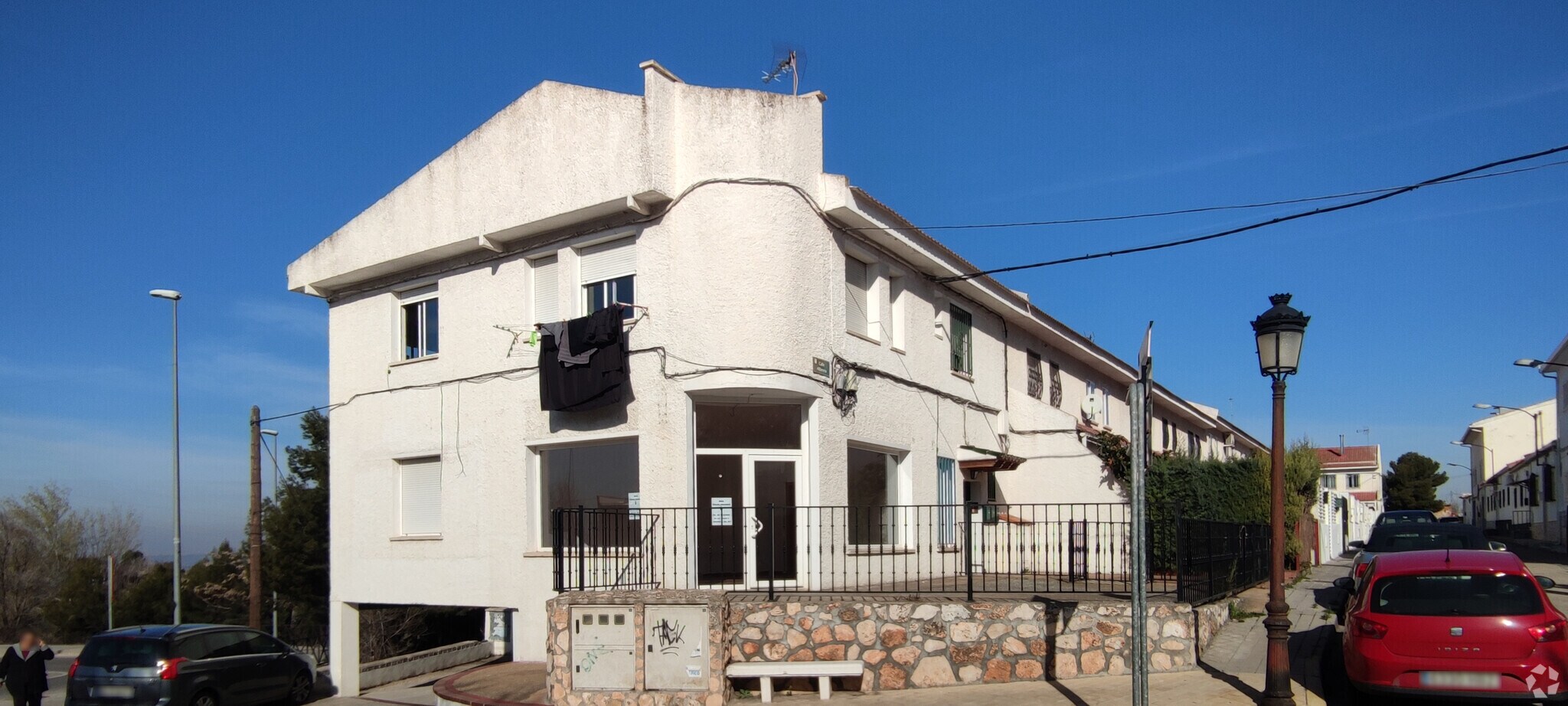 Multifamily in Campo Real, Madrid for sale Primary Photo- Image 1 of 2