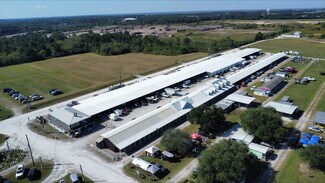 Plus de détails pour 14902 FM 1663 Rd, Winnie, TX - Commerce de détail à vendre