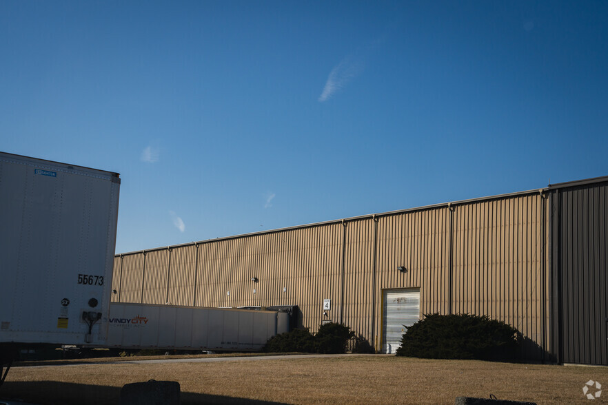 7401 Fremont Pike, Perrysburg, OH for lease - Building Photo - Image 3 of 5