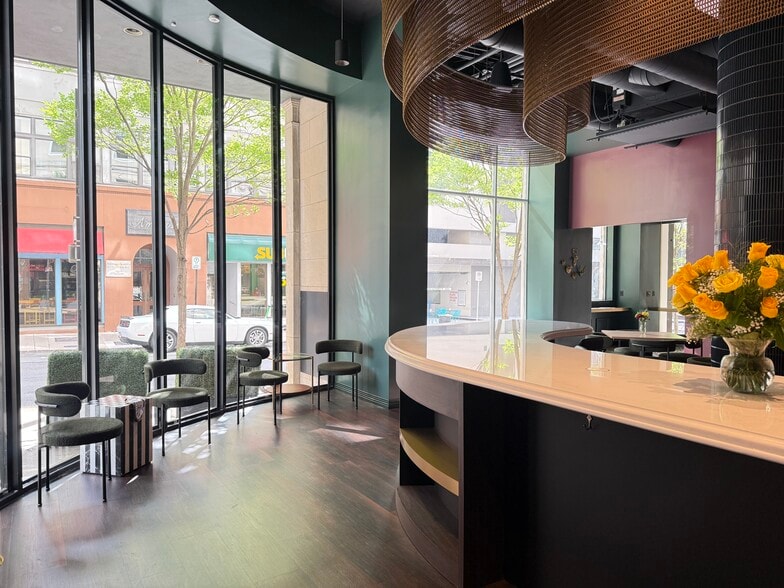 159 4th Ave N, Nashville, TN à louer - Photo intérieure - Image 2 de 20