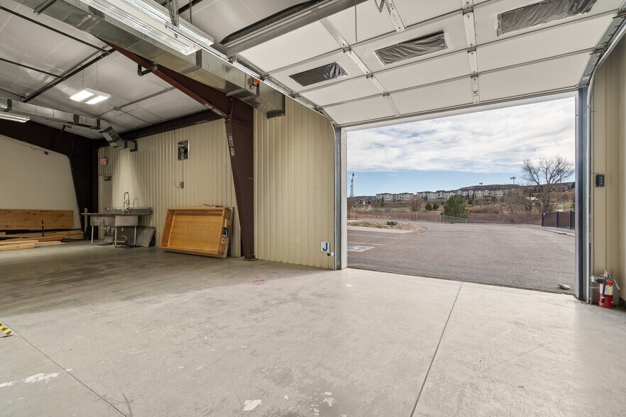 607 & 647 S Gilbert St, Castle Rock, CO à louer - Photo du bâtiment - Image 3 de 18