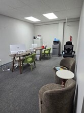 8400 Bustleton Ave, Philadelphia, PA à louer Photo intérieure- Image 2 de 2