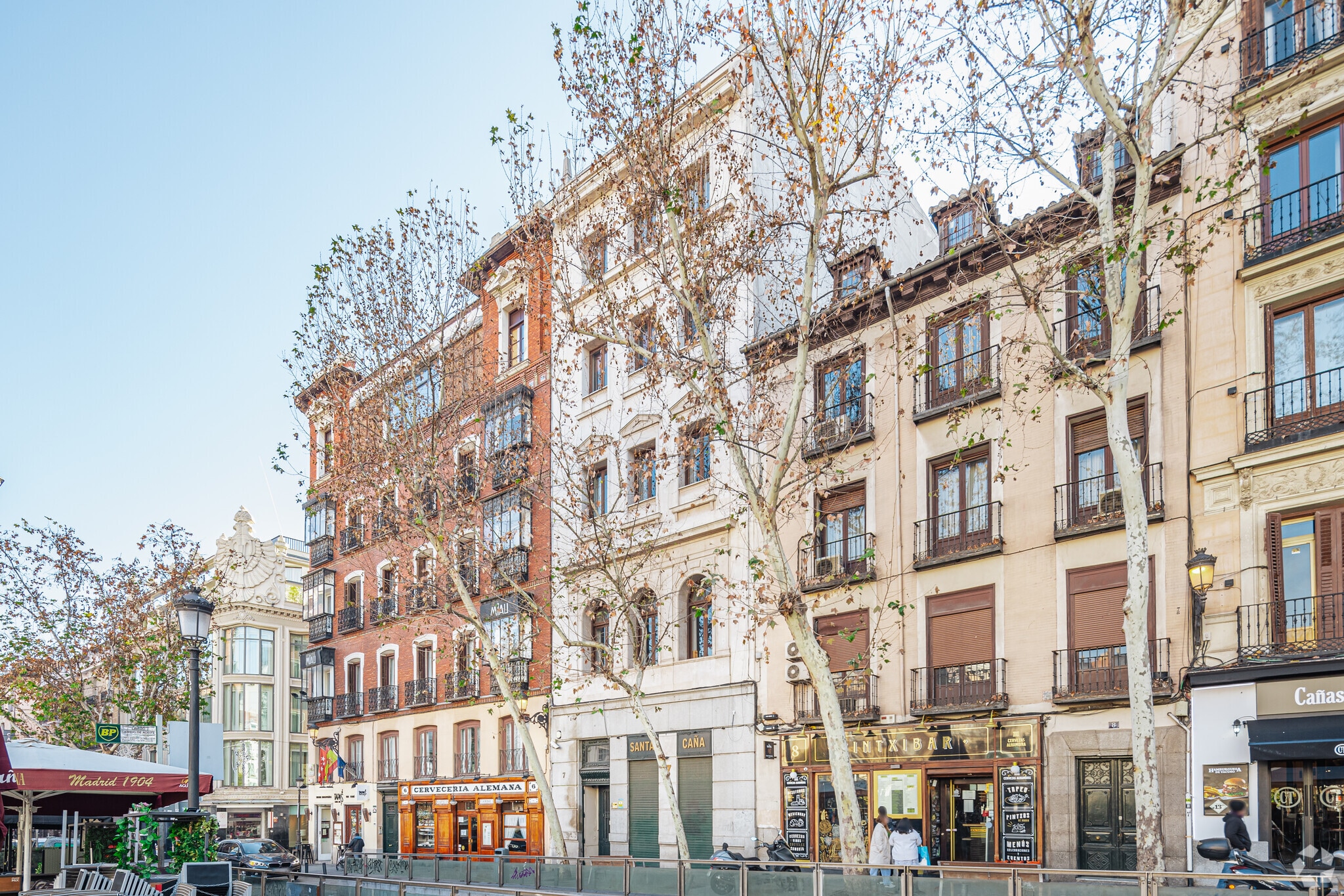 Plaza de Santa Ana, 7, Madrid, Madrid for lease Primary Photo- Image 1 of 3