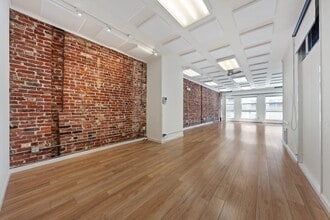 209-211 Kearny St, San Francisco, CA à louer Photo intérieure- Image 1 de 10