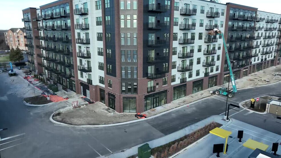 260 McHenry Rd, Buffalo Grove, IL à louer - Vidéo sur l’inscription commerciale - Image 3 de 6