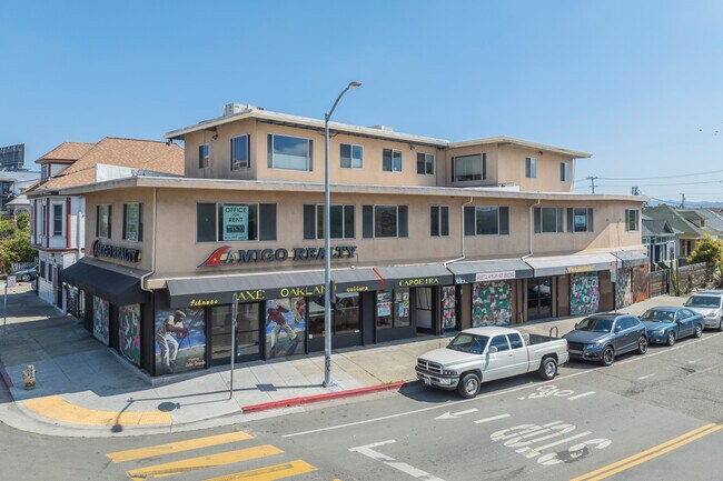 Plus de détails pour 3700 E 12th St, Oakland, CA - Bureau, Bureau/Commerce de détail à louer