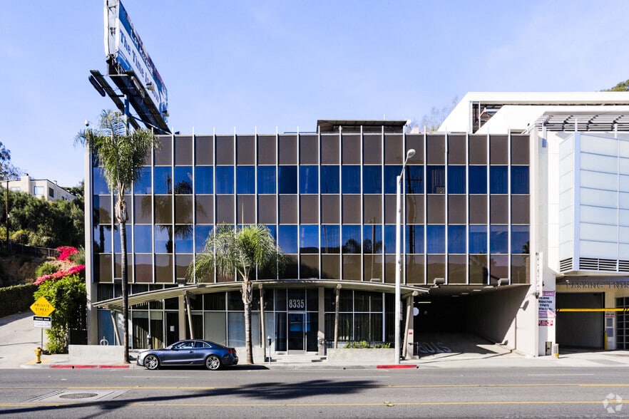 8335 W Sunset Blvd, West Hollywood, CA for lease - Primary Photo - Image 1 of 30