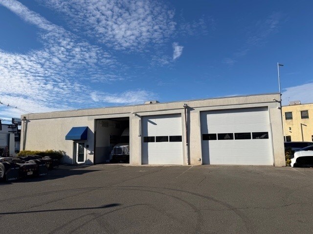 207 W Central Ave, Maywood, NJ à louer - Photo du bâtiment - Image 2 de 11