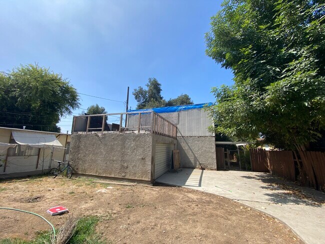More details for 158 E Sacramento St, Altadena, CA - Multifamily for Sale