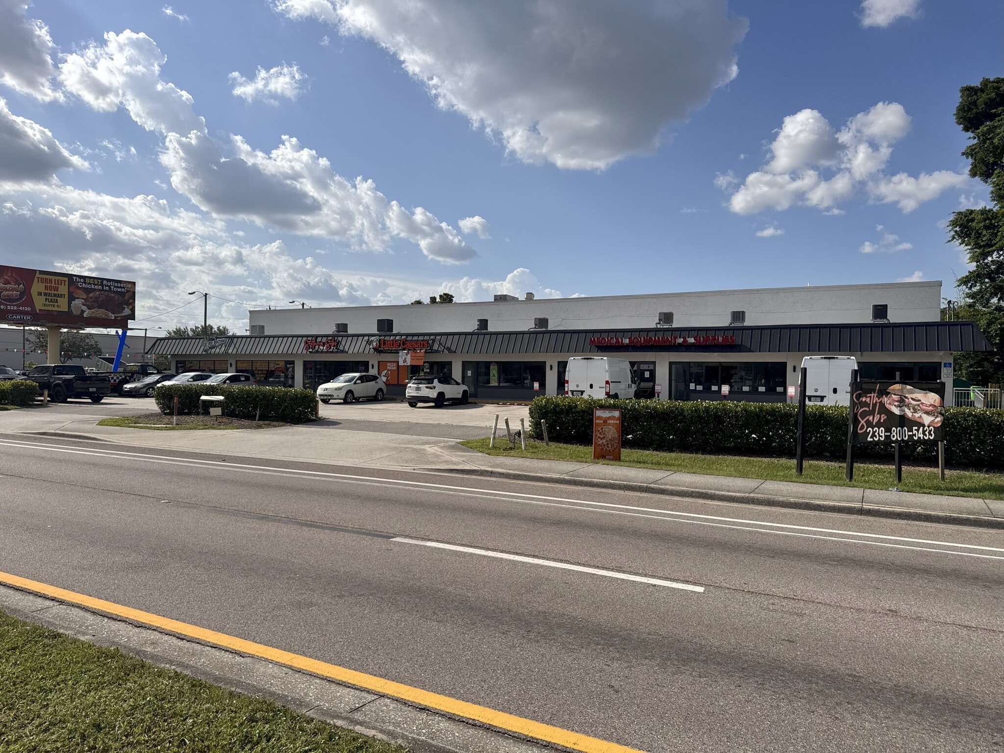 560 NE Pine Island Rd, North Fort Myers, FL for lease Building Photo- Image 1 of 8