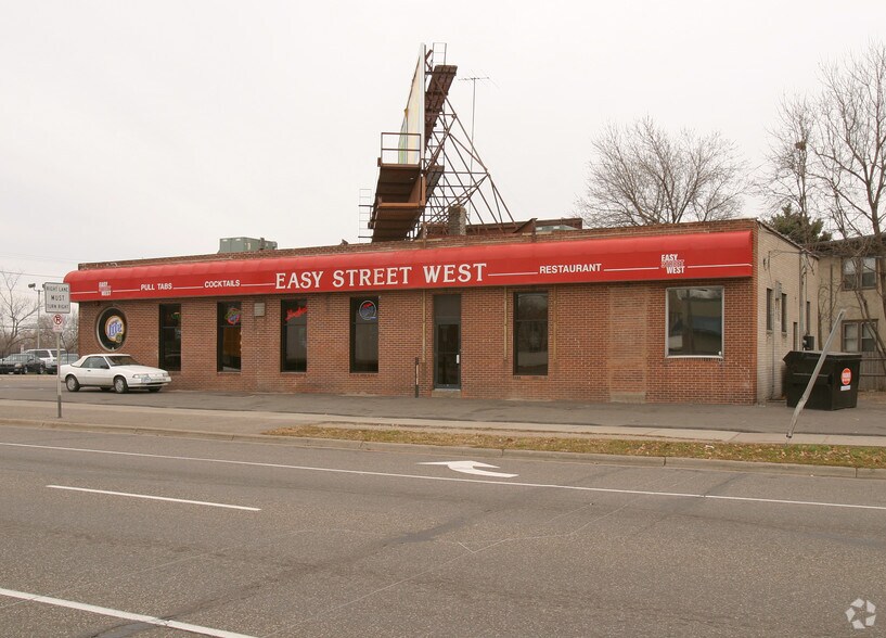 616 Como Ave, Saint Paul, MN à vendre - Photo du bâtiment - Image 2 de 3