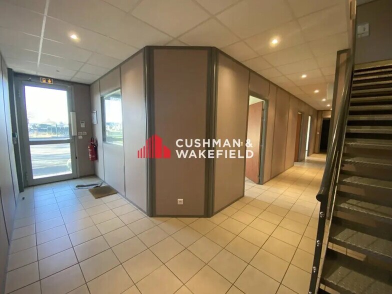 Flex dans Toulouse à louer - Photo du bâtiment - Image 3 de 7