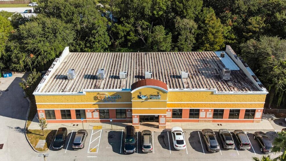 7645 Merrill Rd, Jacksonville, FL à louer - Photo du bâtiment - Image 2 de 18