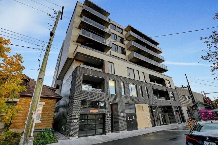 399 Winston Av, Ottawa, ON à louer - Photo du bâtiment - Image 2 de 21