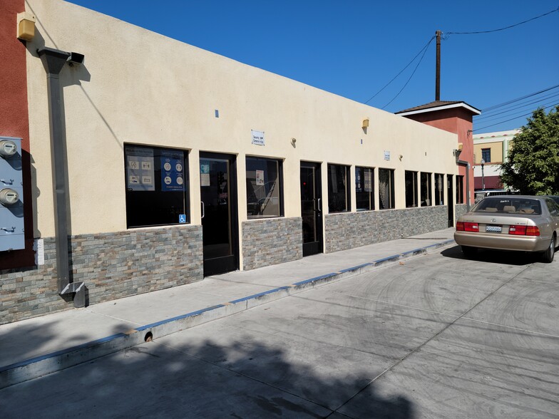 1750 E Florence Ave, Los Angeles, CA for sale - Building Photo - Image 1 of 1