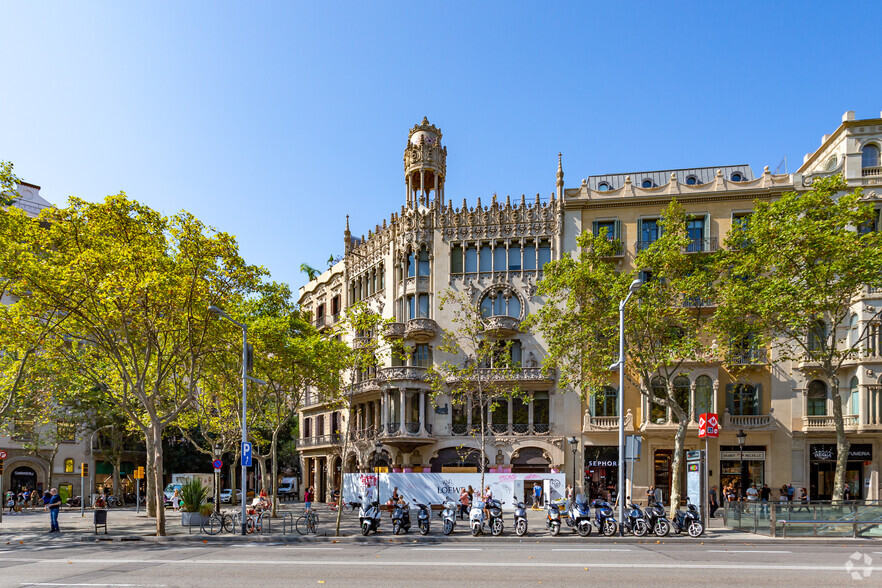 Passeig De Gràcia, 35, Barcelona, Barcelona à louer - Photo principale - Image 1 de 6