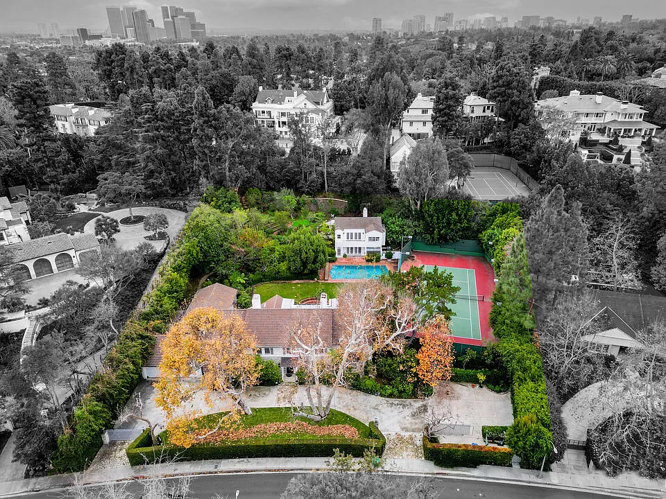 1009 Laurel Way, Beverly Hills, CA for sale Building Photo- Image 1 of 1