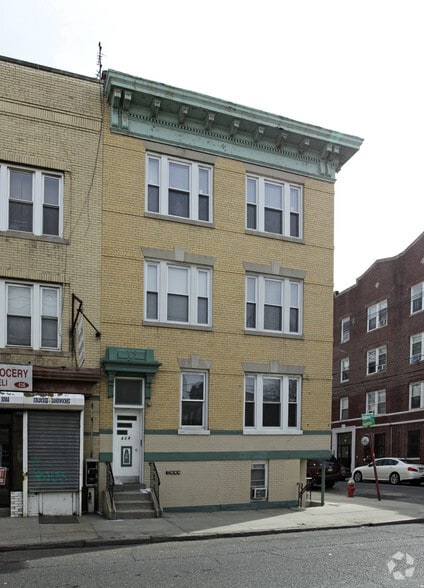 424 Baldwin Ave, Jersey City, NJ for lease - Building Photo - Image 2 of 2