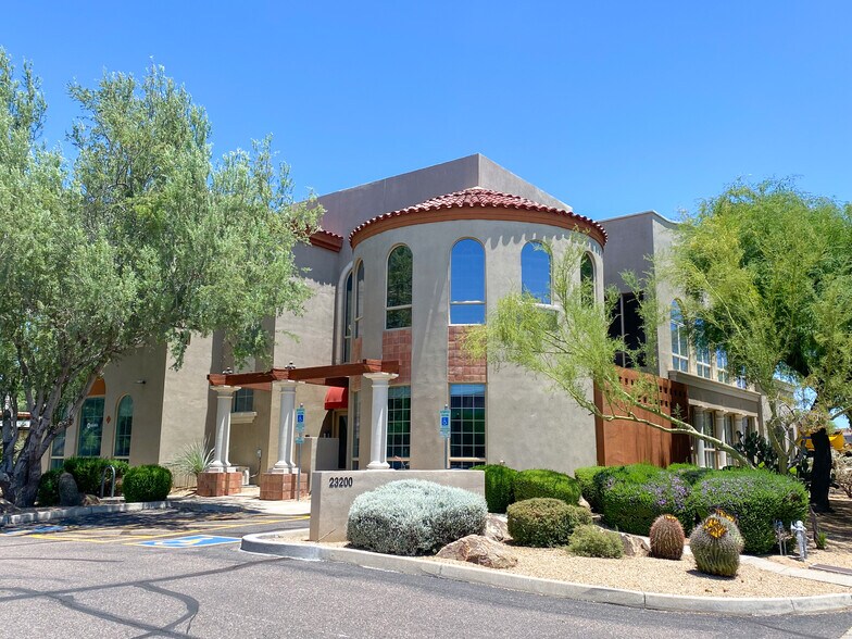 23200 N Pima Rd, Scottsdale, AZ à louer - Photo du bâtiment - Image 3 de 11