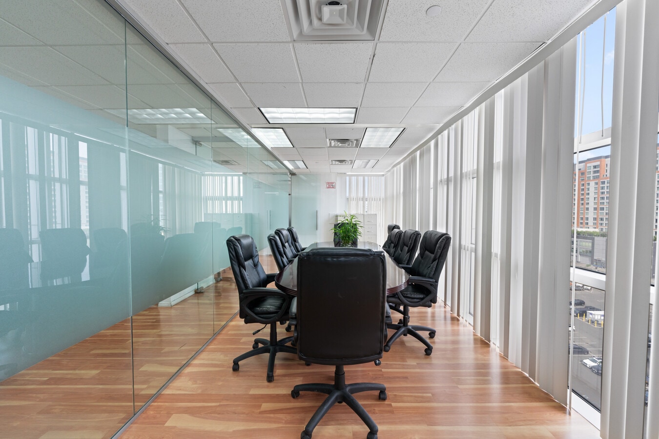 136-33 37th Ave, Flushing, NY 11354 - Unité 9A -  - Photo intérieure - Image 1 of 9