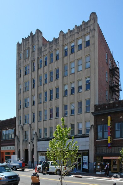 331-335 W Main St, Durham, NC à louer - Photo du bâtiment - Image 2 de 33