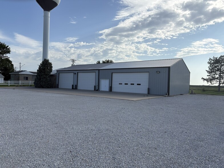 402 W K St, Mc Cool Junction, NE for sale - Building Photo - Image 3 of 24