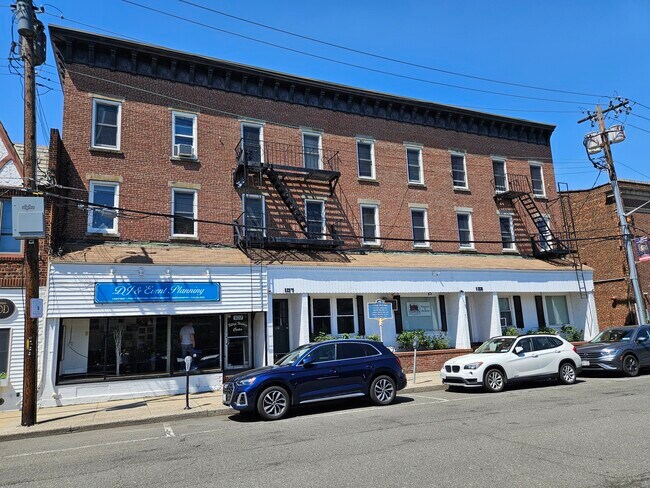 More details for 103-107 S Tyson Ave, Floral Park, NY - Multifamily for Sale