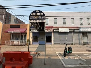 4575-4577 White Plains Rd, Bronx, NY for lease Interior Photo- Image 2 of 3