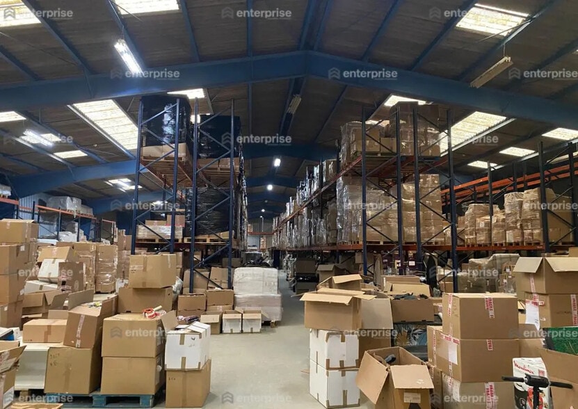 Flex in Billy-sur-Aisne for lease - Interior Photo - Image 2 of 4