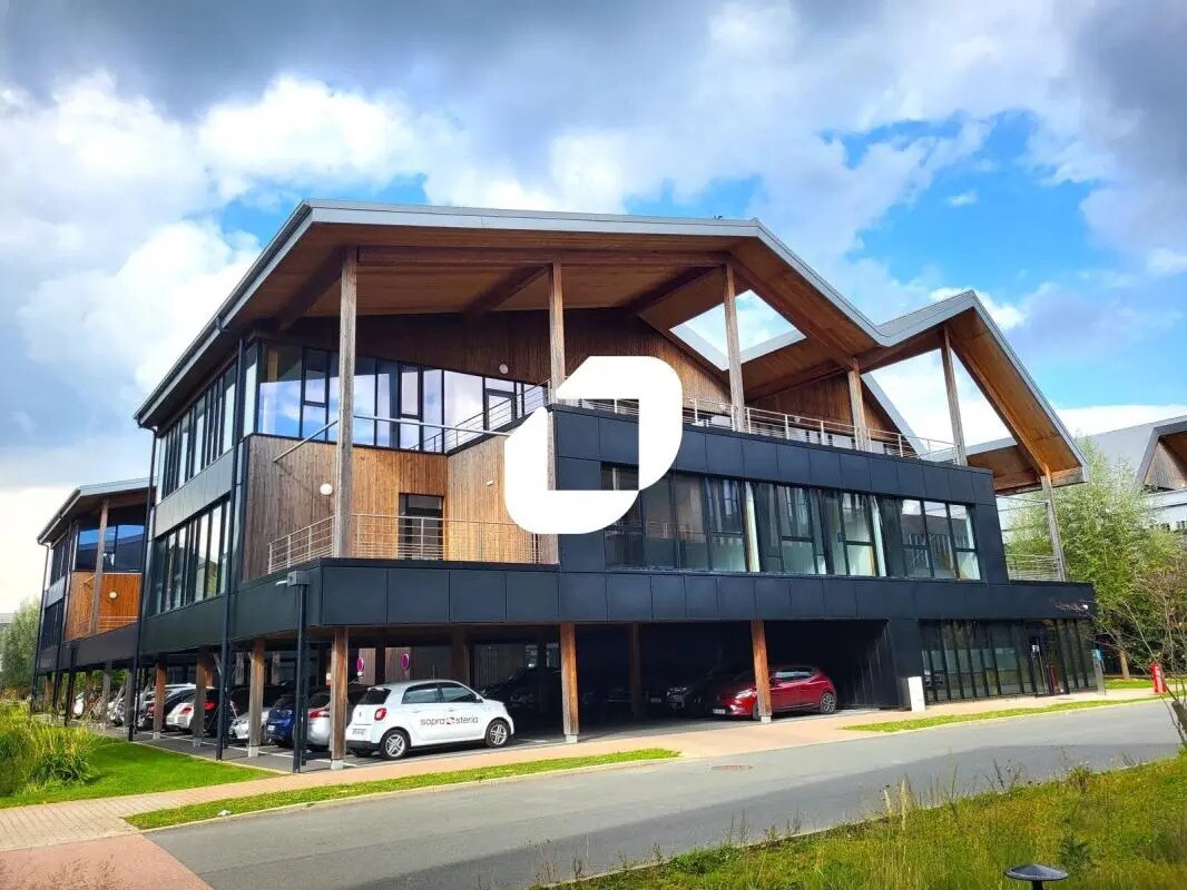 Office in VILLENEUVE-D'ASCQ for lease Building Photo- Image 1 of 10