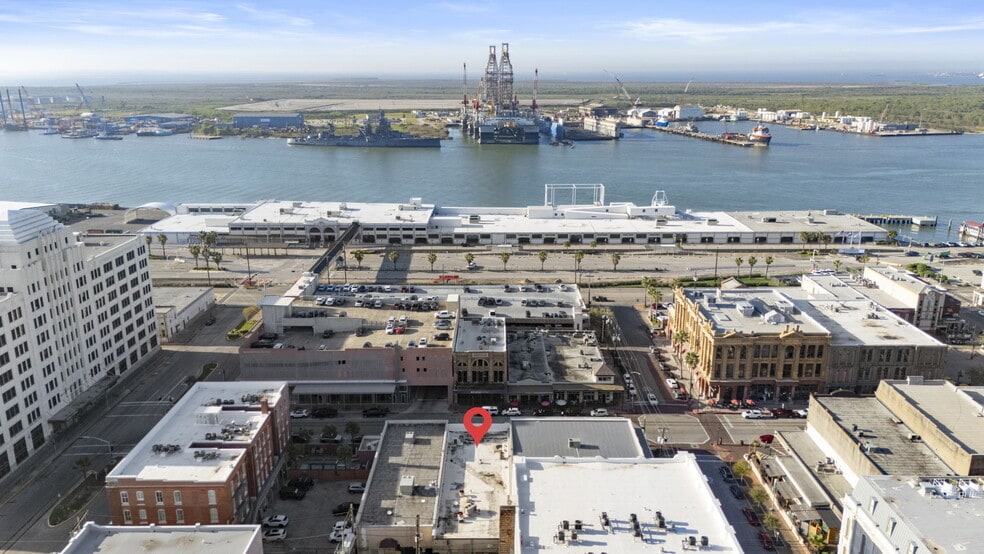 2411 Strand St, Galveston, TX for sale - Building Photo - Image 1 of 7