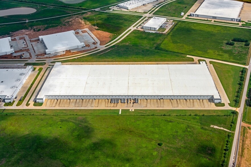 2193 Discovery Hills Pky, Brookshire, TX for lease - Building Photo - Image 3 of 6