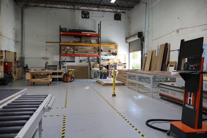 2400 W Copans Rd, Pompano Beach, FL for sale - Interior Photo - Image 3 of 15