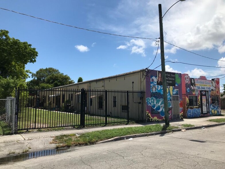 664 NW 29th St, Miami, FL for sale - Building Photo - Image 3 of 4