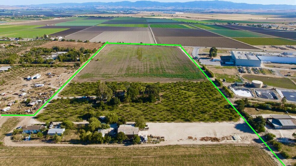9265 Fairview Rd, Hollister, CA à vendre - Aérien - Image 3 de 9