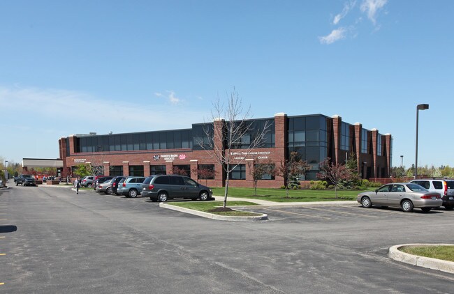 Plus de détails pour 100 College Pky, Williamsville, NY - Bureau, Bureau/Médical à louer