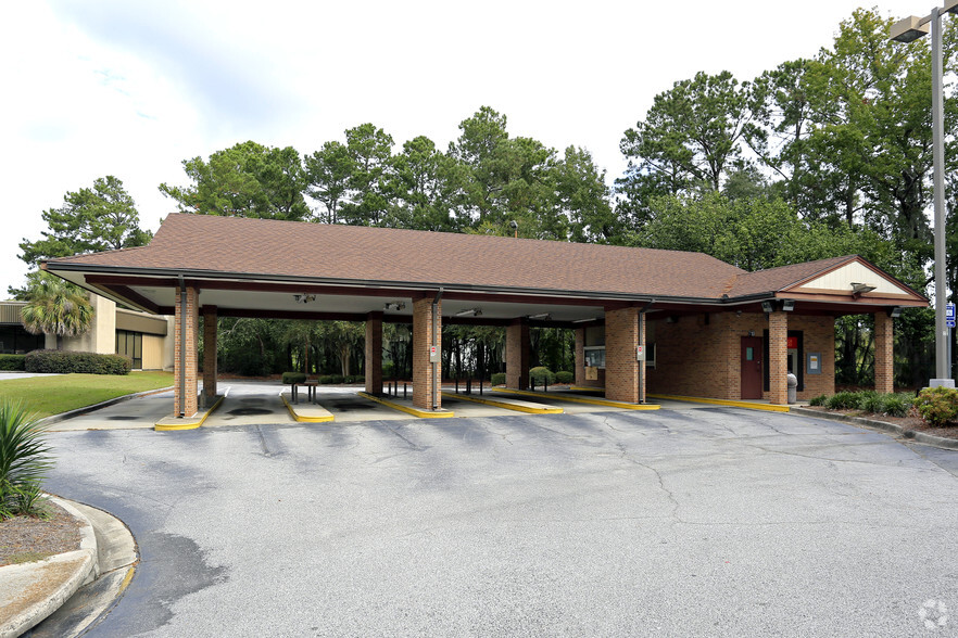 710 Mall Blvd, Savannah, GA for sale - Building Photo - Image 1 of 1